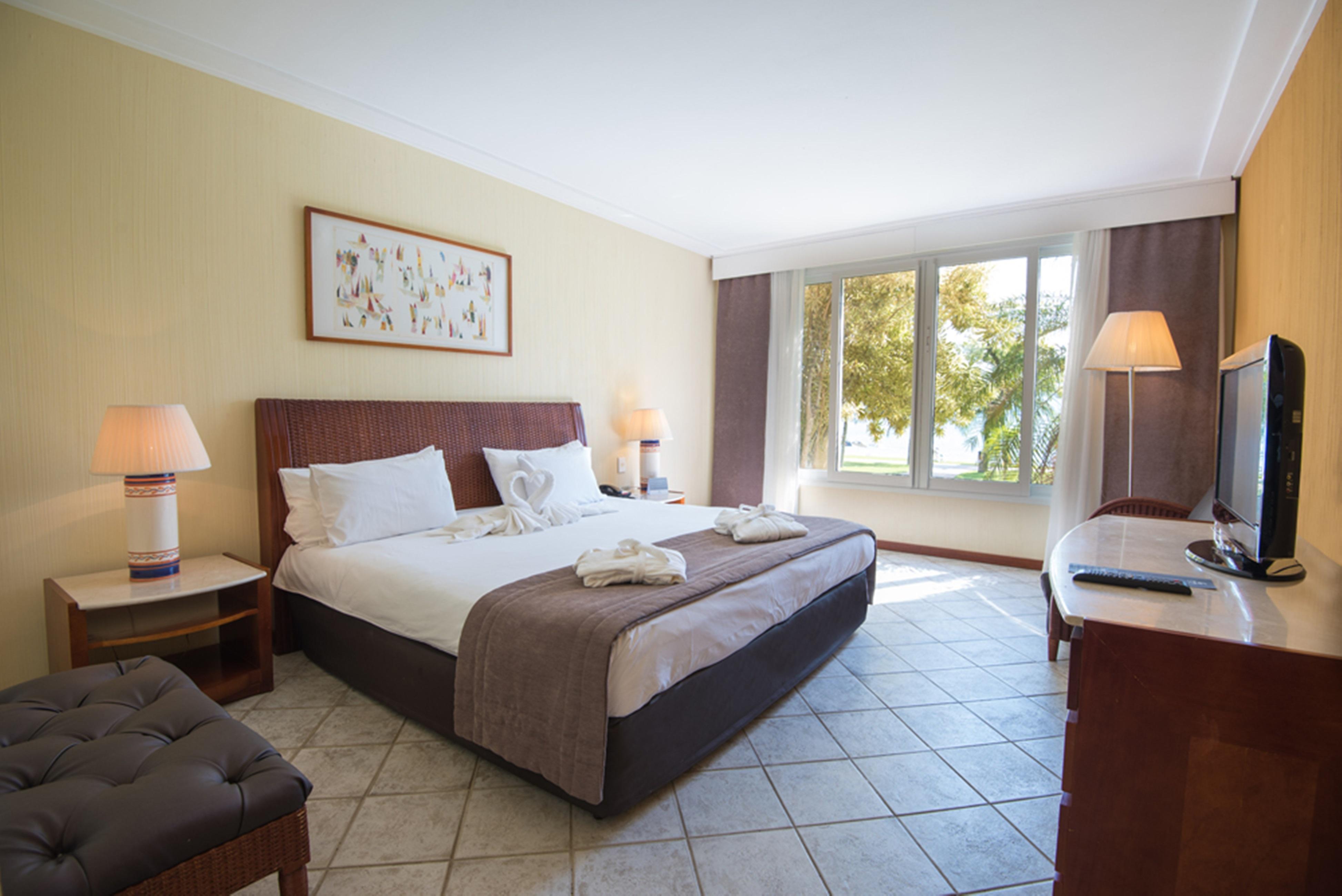 Vila Gale Eco Resort Angra Angra dos Reis Exteriör bild A room at the hotel